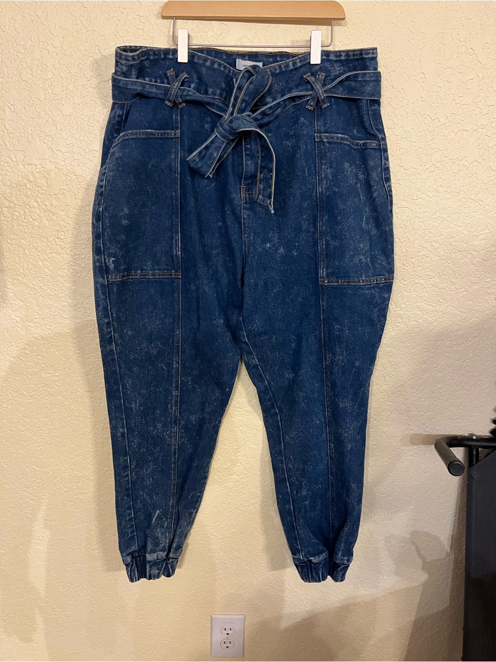 Forever 21 Dark Blue High-Waist Paperbag Jeans with Tie